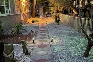 527 8th St N, Saint Petersburg, FL 33701 - Photo 16