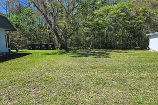 11817 Bayonet Ln, New Port Richey, FL 34654 - Photo 14