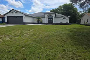 1032 Concert Ave, Spring Hill, FL 34609 - Photo 2