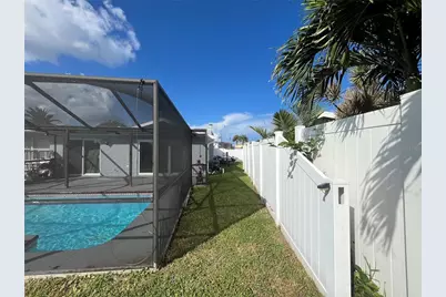 13630 Lagoon Drive, Hudson, FL 34667 - Photo 20