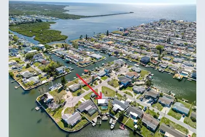 13630 Lagoon Drive, Hudson, FL 34667 - Photo 22