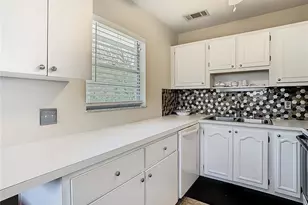 11917 Bayonet Ln, New Port Richey, FL 34654 - Photo 12