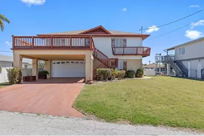 13820 Plumosa Avenue, Hudson, FL 34667 - Photo 2