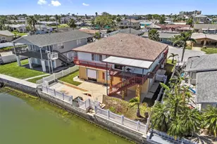 13820 Plumosa Ave, Hudson, FL 34667 - Photo 10