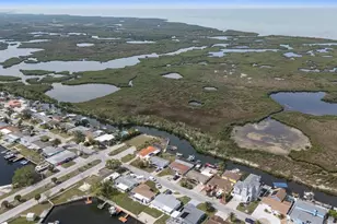 12801 5th Isle, Hudson, FL 34667 - Photo 8