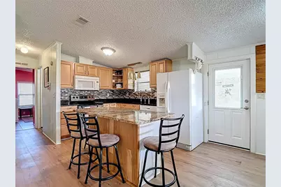 10033 Wellington Avenue, Dade City, FL 33525 - Photo 14