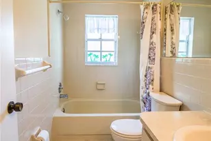 6710 Hickorywood Ln, New Port Richey, FL 34653 - Photo 10