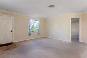 6710 Hickorywood Ln, New Port Richey, FL 34653 - Photo 8