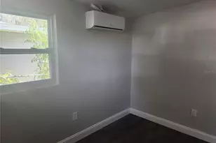 825 Lincoln Ave, Tarpon Springs, FL 34689 - Photo 14