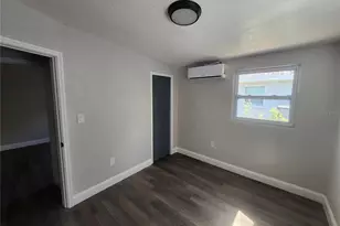 825 Lincoln Ave, Tarpon Springs, FL 34689 - Photo 10