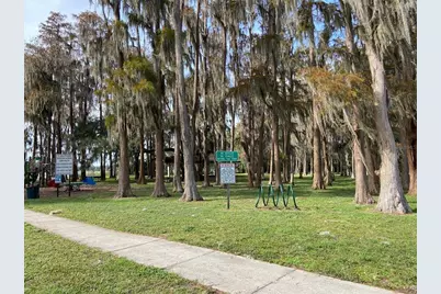 11444 Lake Drive, New Port Richey, FL 34654 - Photo 22