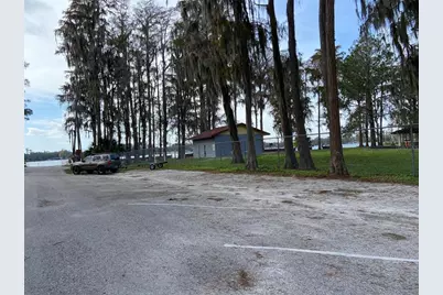 11444 Lake Drive, New Port Richey, FL 34654 - Photo 18