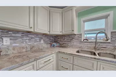 12117 Pawnee Drive, Hudson, FL 34667 - Photo 10