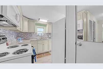 12117 Pawnee Drive, Hudson, FL 34667 - Photo 12