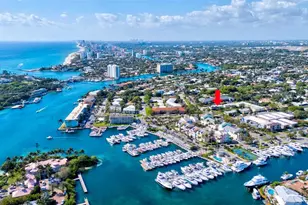 2755 NE 28th Ave, Lighthouse Point, FL 33064 - Photo 2