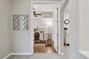 3655 Square W Ln, Sarasota, FL 34238 - Photo 8