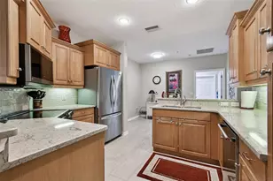 3655 Square W Ln, Sarasota, FL 34238 - Photo 18