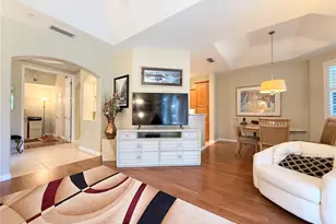 3655 Square W Ln, Sarasota, FL 34238 - Photo 10