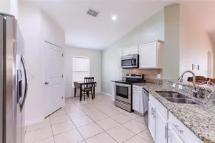18353 Briar Oaks Dr, Hudson, FL 34667 - Photo 12