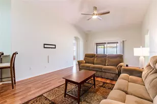 18353 Briar Oaks Dr, Hudson, FL 34667 - Photo 8