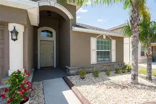 18353 Briar Oaks Dr, Hudson, FL 34667 - Photo 4