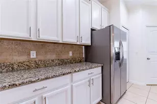 18353 Briar Oaks Dr, Hudson, FL 34667 - Photo 14