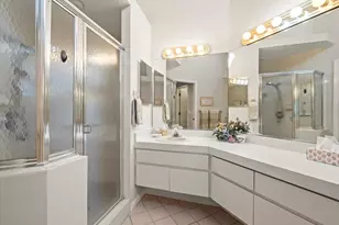 9355 French Quarters Cir, Weeki Wachee, FL 34613 - Photo 34