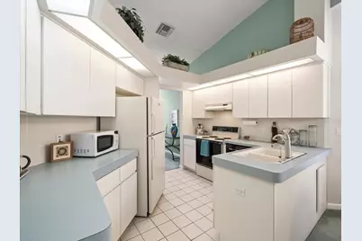 9355 French Quarters Circle, Weeki Wachee, FL 34613 - Photo 24