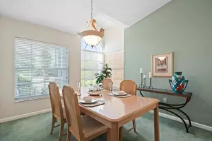 9355 French Quarters Cir, Weeki Wachee, FL 34613 - Photo 10