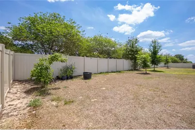 8471 Clearway Drive, Wildwood, FL 34785 - Photo 24