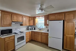 7366 1st Loop Ave, Brooksville, FL 34613 - Photo 16