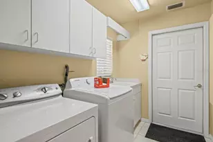 9216 Tarleton Cir, Weeki Wachee, FL 34613 - Photo 22