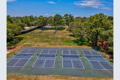 10187 Holly Berry Drive, Weeki Wachee, FL 34613 - Photo 72