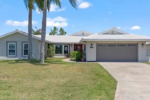 4918 Forecastle Dr, New Port Richey, FL 34652 - Photo 1