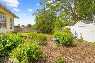 1245 Coble Road E, Spring Hill, FL 34608 - Photo 8