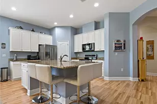 11401 Quiet Forest Dr, Tampa, FL 33635 - Photo 4