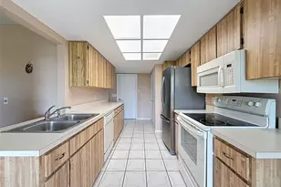 11141 Sandtrap Dr, Port Richey, FL 34668 - Photo 18