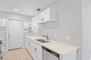 1000 Magnolia Dr, Clearwater, FL 33756 - Photo 6