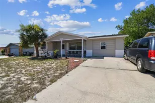 7535 Christina Ln, Port Richey, FL 34668 - Photo 64