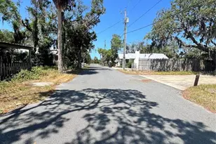 12301 Cedar St, Cedar Key, FL 32625 - Photo 38