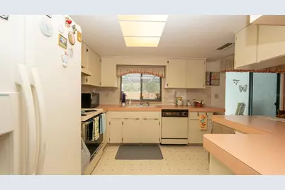 5309 Bayonne Avenue, Spring Hill, FL 34608 - Photo 10