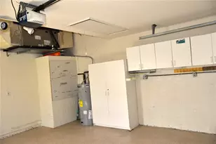 10155 Duffy Cir, Weeki Wachee, FL 34613 - Photo 22