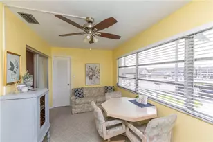 5123 Topaz Ln, New Port Richey, FL 34652 - Photo 4