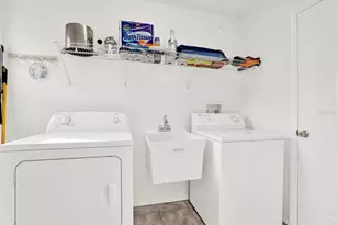 2172 Whitewood Ave, Spring Hill, FL 34609 - Photo 16