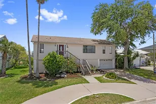 4048 Bluefish Dr, Hernando Beach, FL 34607 - Photo 4