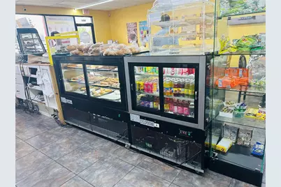 7026 W Hillsborough Avenue, Tampa, FL 33634 - Photo 14