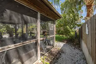 1830 Santa Barbara Dr, Dunedin, FL 34698 - Photo 40