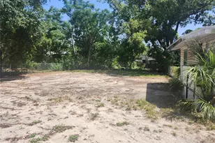 3415 N 51st St, Tampa, FL 33619 - Photo 8