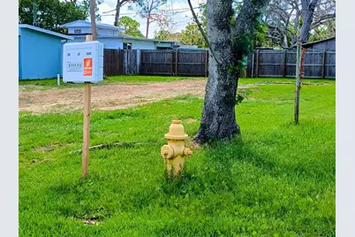 6828 Edgewater Drive, New Port Richey, FL 34652 - Photo 4