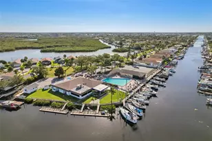 4052 Marine Pkwy, New Port Richey, FL 34652 - Photo 66